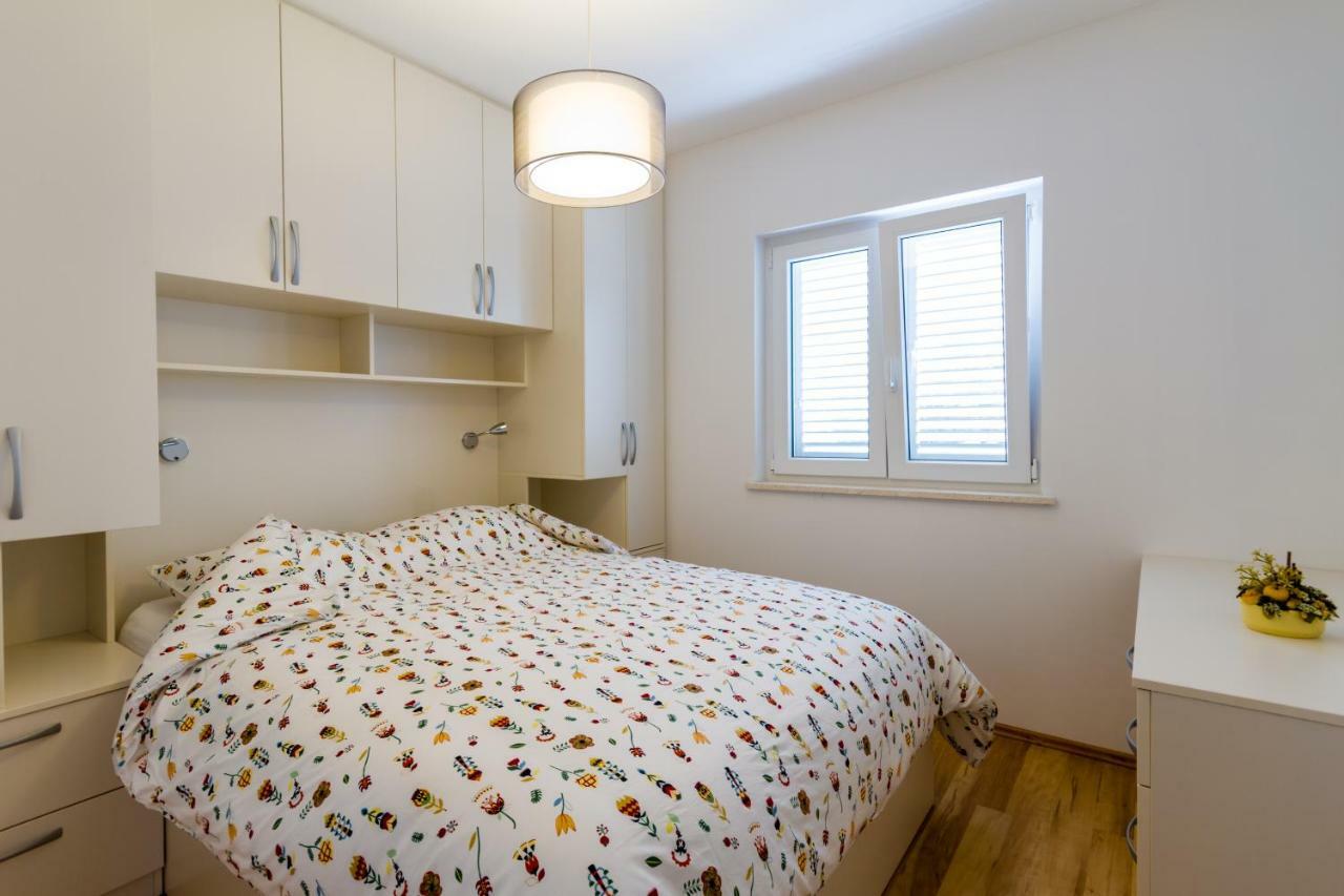Apartman Orlando Zrnovo Exterior photo