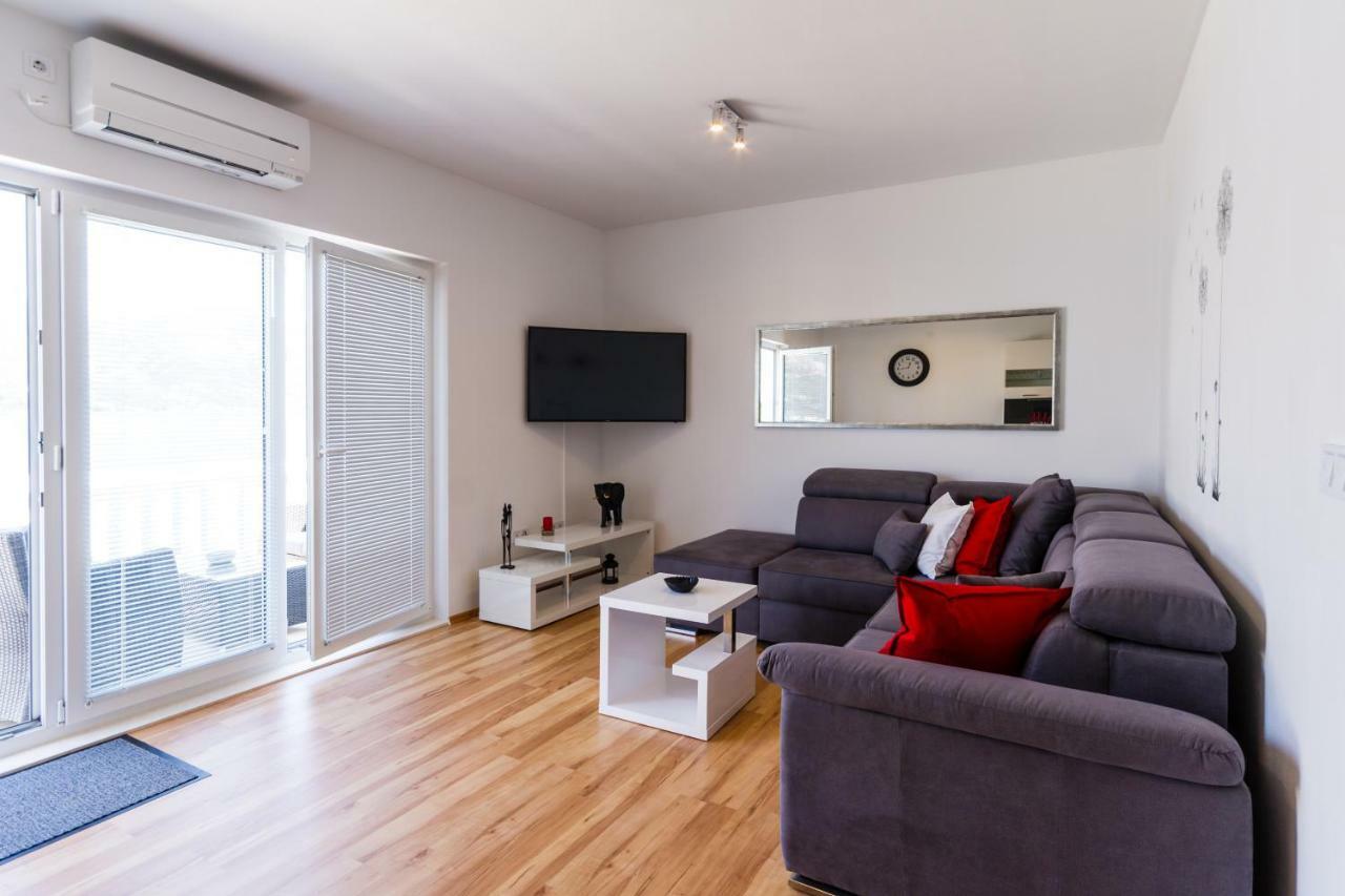 Apartman Orlando Zrnovo Exterior photo